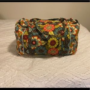 🚨VERA BRADLEY DUFFLE BAG🚨